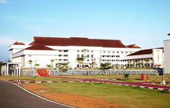 Kantor-Gubernur-Pemprov-Kepri-di-Dompak