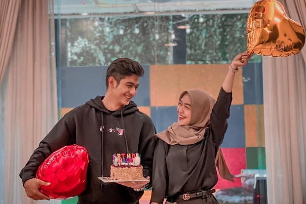 ria-ricis-akui-banyak-cobaan-jelang-menikah-dengan-teuku-ryan-yzt