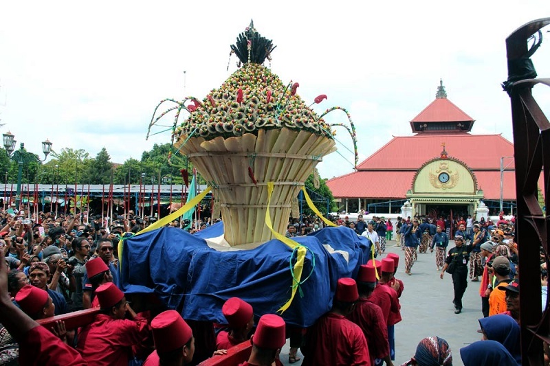 Tradisi Perayaan Peringatan Maulid Nabi Di Indonesia - Kata Kepri