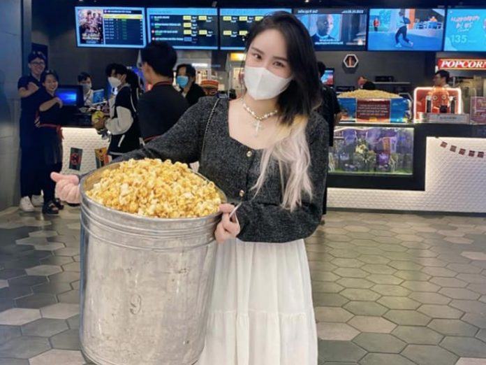 bioskop-vietnam_43