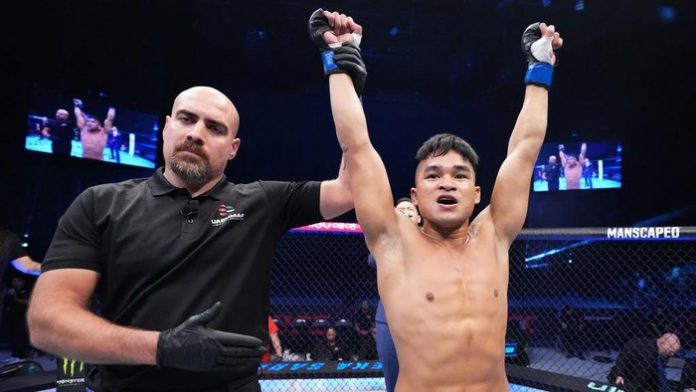 garangnya-jeka-saragih-pukul-ko-petarung-korsel-di-road-to-ufc_169