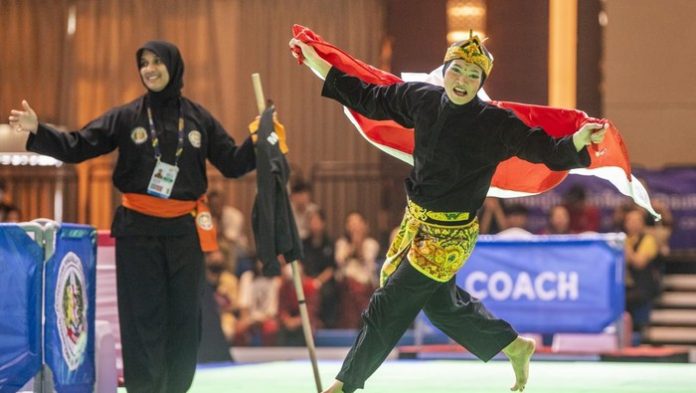 puspa-raih-emas-nomor-seni-tunggal-putri-pencak-silat_169
