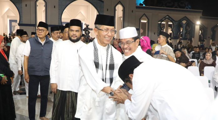 Peringati Tahun Baru Islam 1448 H, Amsakar Getarkan Hati Jemaah Lewat Puisi “Jabal Uhud”