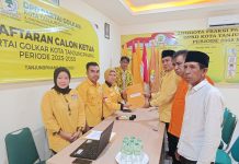 Usai Salat Jumat, Fathir Resmi Mendaftar sebagai Calon Ketua DPD Partai Golkar Tanjungpinang