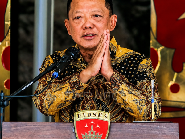Rekam_Jejak_Febrie_Ardiansyah_Dari_Awal_Karier_Hingga_Mengundurkan_Diri_Sabagai_Jampidsus_KA
