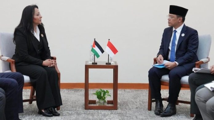 menteri-luar-negeri-menlu-indonesia-sugiono-bertemu-dengan-menteri-pembangunan-sosial-palestina-samah-hamad-dokkemlu-ri-1784994240086_169
