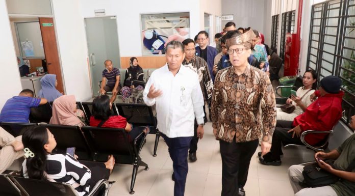 RSUD Embung Fatimah Sukses Operasi Clipping Aneurisma Otak, Menkes Apresiasi Layanan Kesehatan Batam