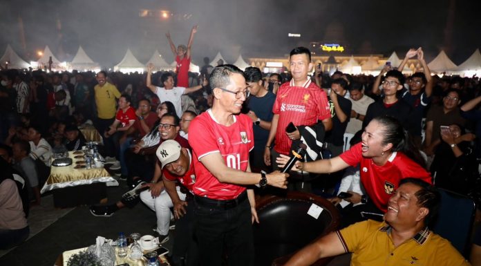Indonesia Juara FIFA ASEAN Cup, Amsakar Rayakan Kemenangan Bersama Ribuan Warga Batam